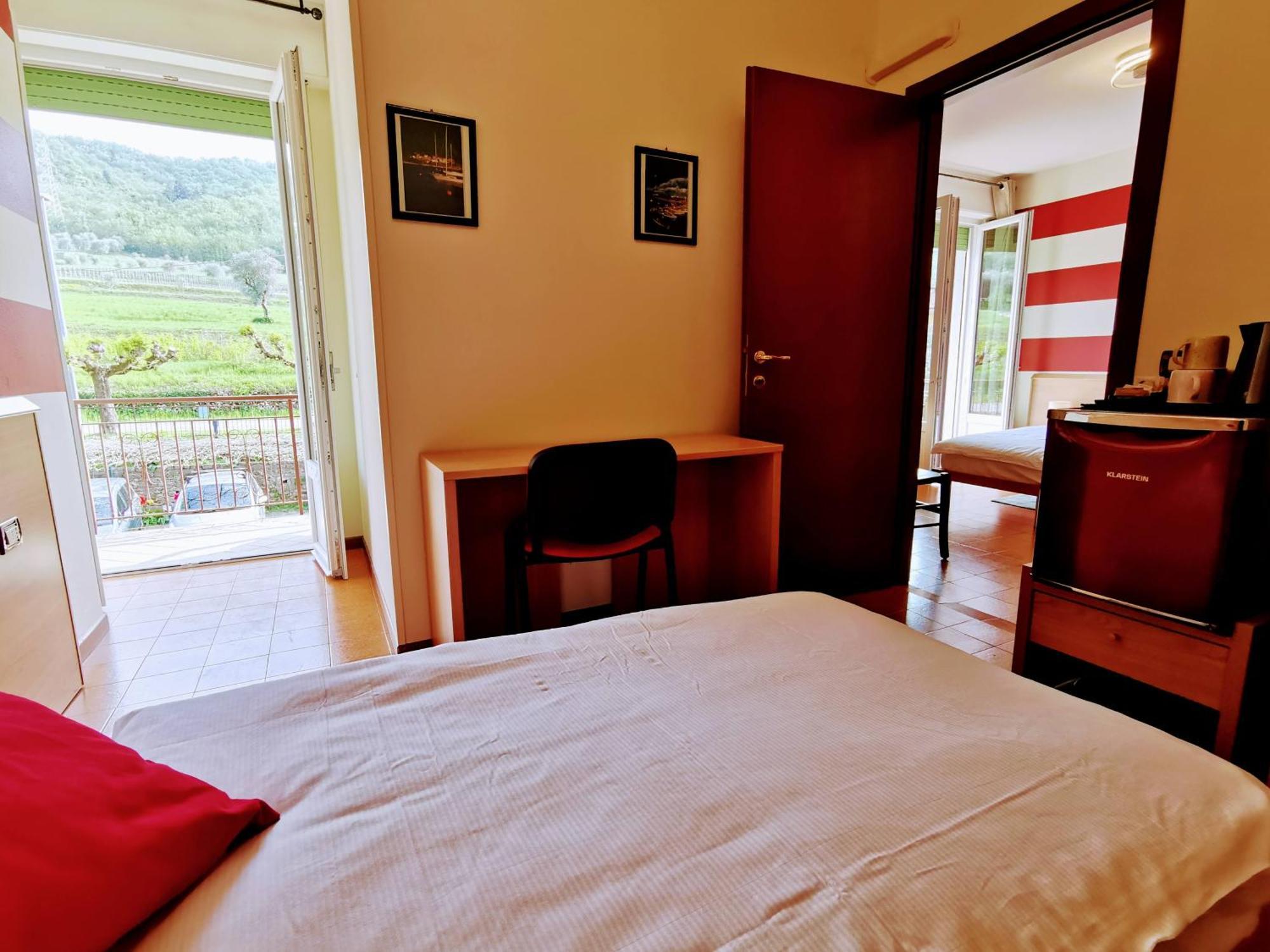 Ristorante Le Rasole Hotell Garda  Eksteriør bilde