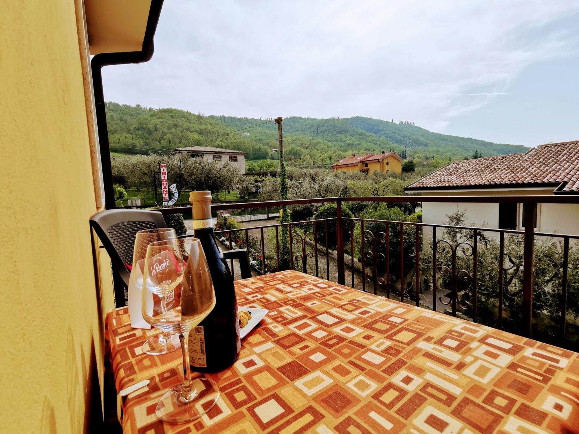 Ristorante Le Rasole Hotell Garda  Eksteriør bilde